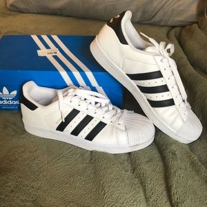 Adidas Superstar